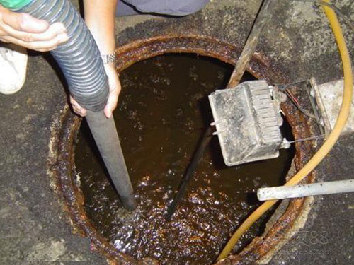 沿滩隔油池清理